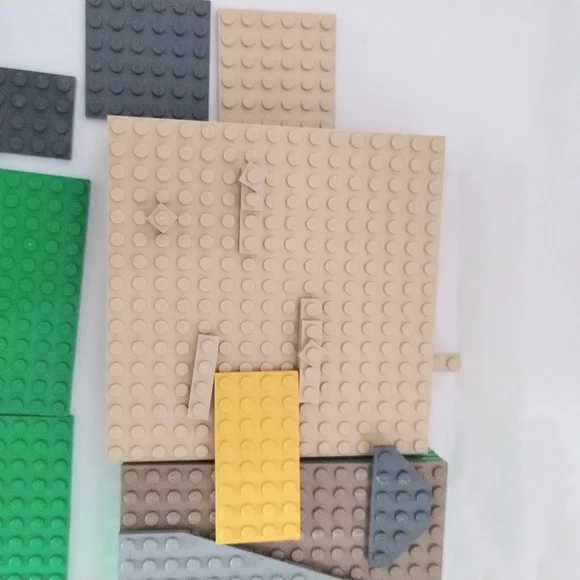 Lego 1 Pound Baseplate Lot - Picture 2 of 14